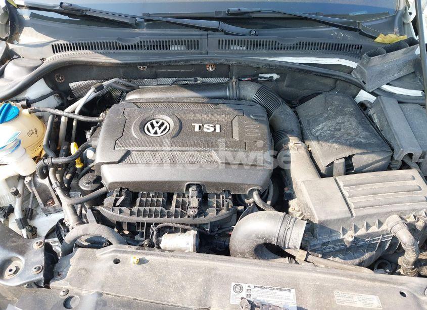 Photo 10 of 2014 Volkswagen Jetta 1.8T SE (VIN 3VWD17AJ2EM415210)