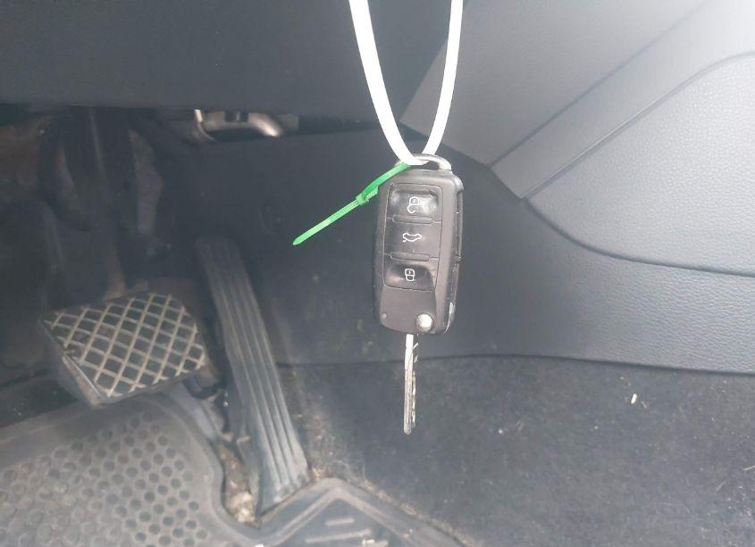 Photo 11 of 2014 Volkswagen Jetta 1.8T SE (VIN 3VWD17AJ2EM421461)