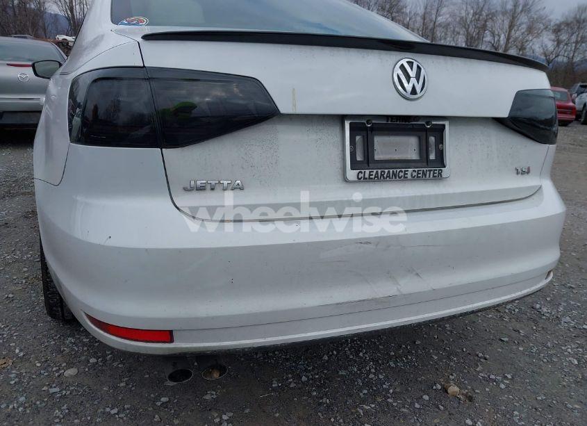 Photo 16 of 2015 Volkswagen Jetta 1.8T SPORT (VIN 3VWD17AJ2FM204977)