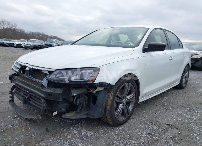 Photo 6 of 2015 Volkswagen Jetta 1.8T SPORT (VIN 3VWD17AJ2FM204977)