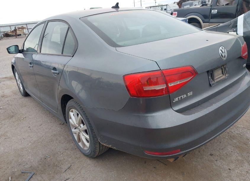 Photo 3 of 2015 Volkswagen Jetta 1.8T SE (VIN 3VWD17AJ2FM218359)