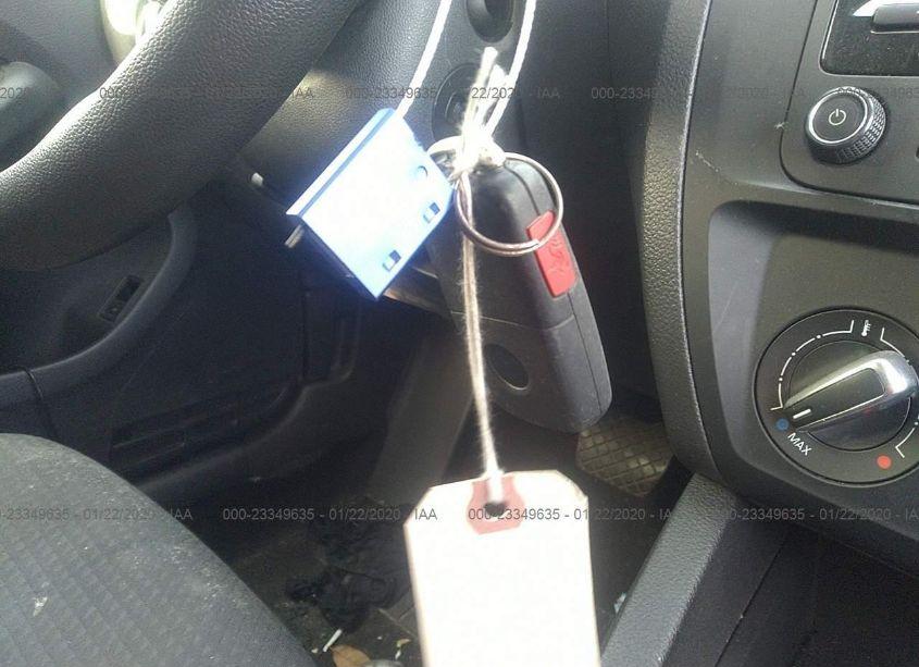 Photo 11 of 2015 Volkswagen Jetta 1.8T SE (VIN 3VWD17AJ2FM247263)