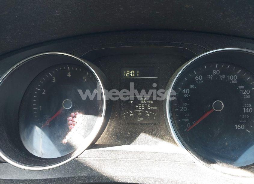 Photo 7 of 2015 Volkswagen Jetta 1.8T SE (VIN 3VWD17AJ2FM263947)