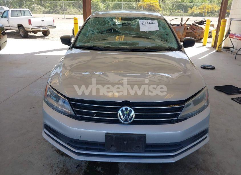 Photo 12 of 2015 Volkswagen Jetta 1.8T SE (VIN 3VWD17AJ2FM324374)