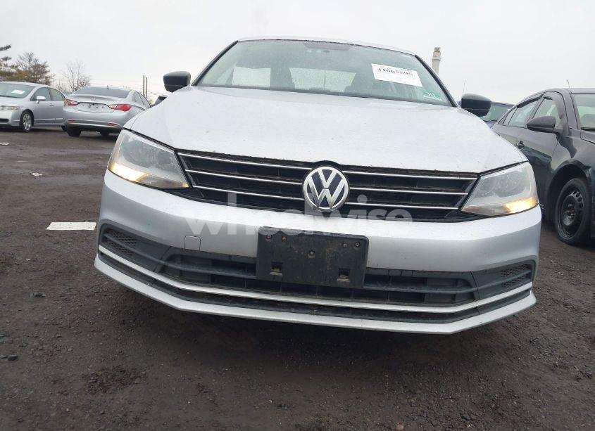 Photo 6 of 2015 Volkswagen Jetta 1.8T SE (VIN 3VWD17AJ2FM354359)