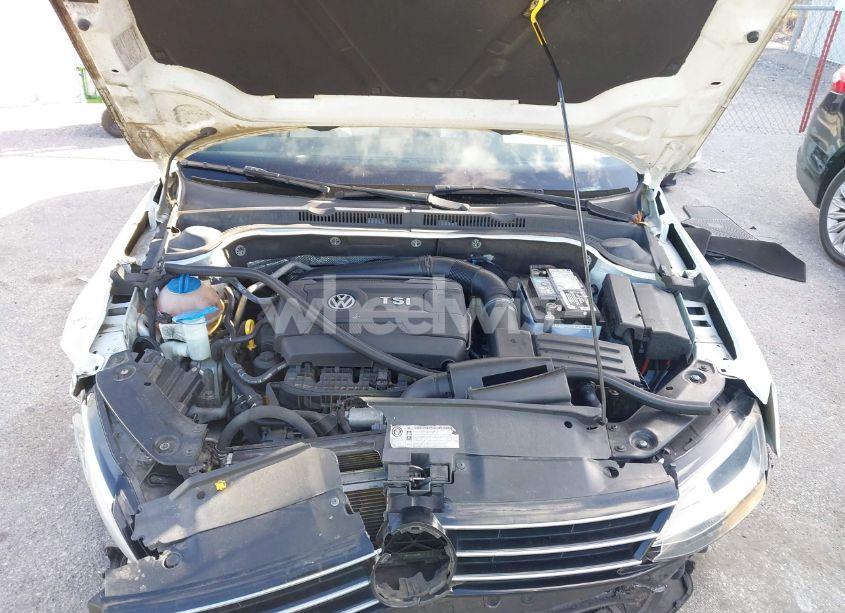 Photo 10 of 2016 Volkswagen Jetta 1.8T SPORT (VIN 3VWD17AJ2GM237561)