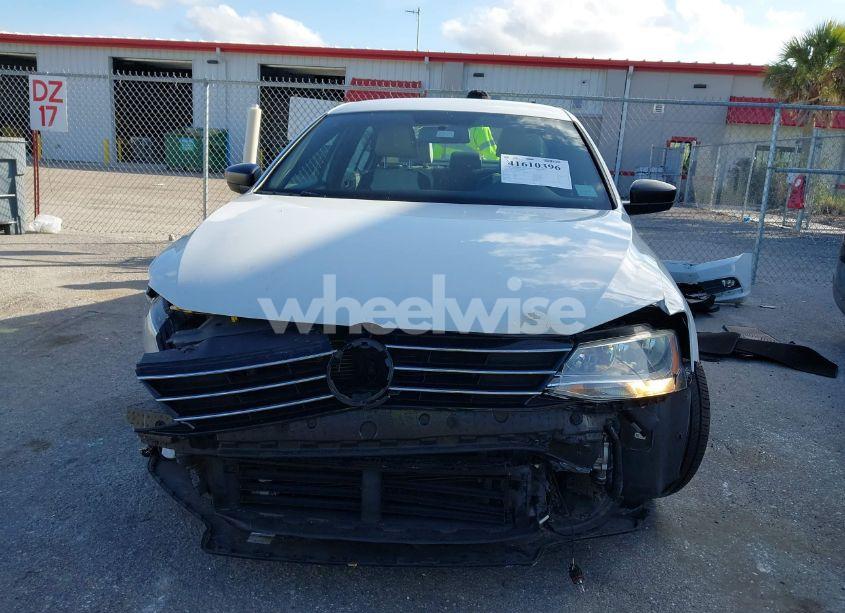 Photo 13 of 2016 Volkswagen Jetta 1.8T SPORT (VIN 3VWD17AJ2GM237561)