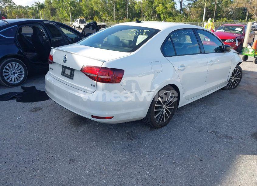 Photo 4 of 2016 Volkswagen Jetta 1.8T SPORT (VIN 3VWD17AJ2GM237561)