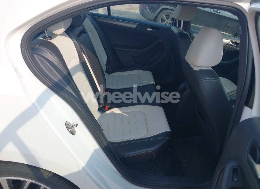 Photo 8 of 2016 Volkswagen Jetta 1.8T SPORT (VIN 3VWD17AJ2GM268762)