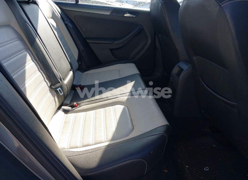 Photo 8 of 2016 Volkswagen Jetta 1.8T SPORT (VIN 3VWD17AJ2GM287280)