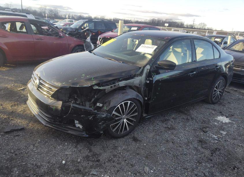 Photo 2 of 2016 Volkswagen Jetta 1.8T SPORT (VIN 3VWD17AJ2GM362303)