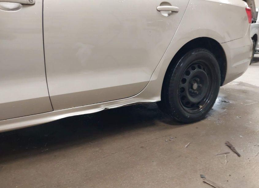 Photo 18 of 2014 Volkswagen Jetta 1.8T SE (VIN 3VWD17AJ3EM215761)