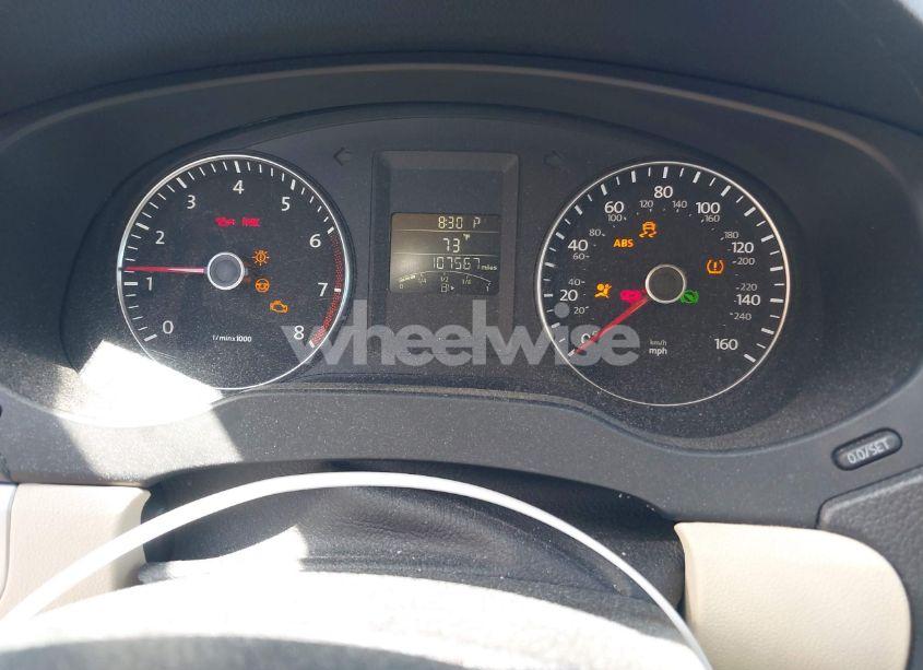 Photo 7 of 2014 Volkswagen Jetta 1.8T SE (VIN 3VWD17AJ3EM218210)