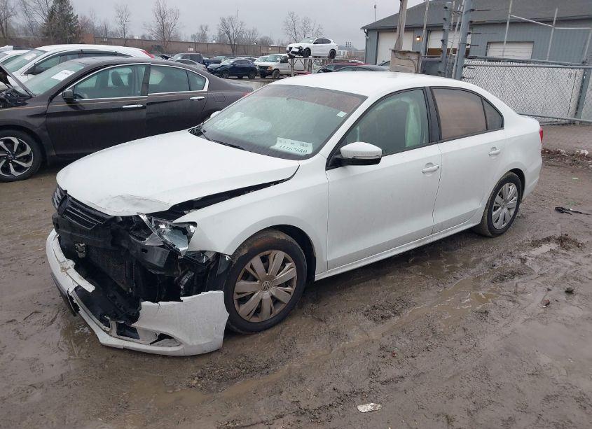 Photo 2 of 2014 Volkswagen Jetta 1.8T SE (VIN 3VWD17AJ3EM264605)