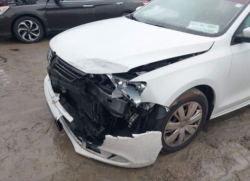 Photo 6 of 2014 Volkswagen Jetta 1.8T SE (VIN 3VWD17AJ3EM264605)