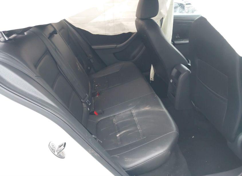 Photo 8 of 2014 Volkswagen Jetta 1.8T SE (VIN 3VWD17AJ3EM264605)