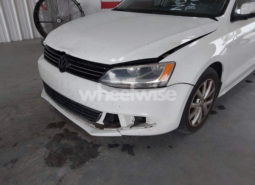 Photo 6 of 2014 Volkswagen Jetta 1.8T SE (VIN 3VWD17AJ3EM265396)