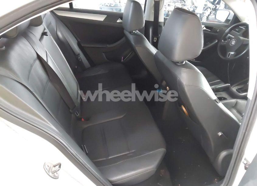 Photo 8 of 2014 Volkswagen Jetta 1.8T SE (VIN 3VWD17AJ3EM265396)