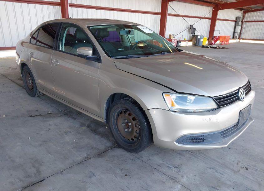 2014 Volkswagen Jetta 1.8T SE (VIN 3VWD17AJ3EM273417) main photo