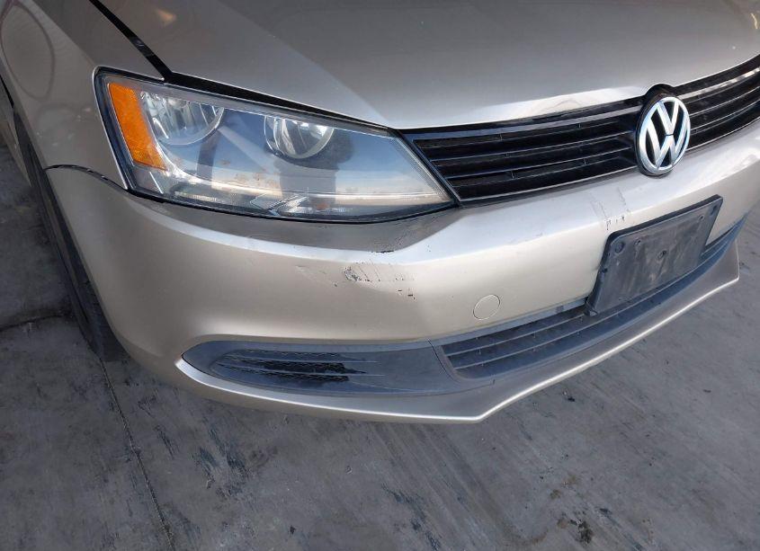 Photo 14 of 2014 Volkswagen Jetta 1.8T SE (VIN 3VWD17AJ3EM273417)