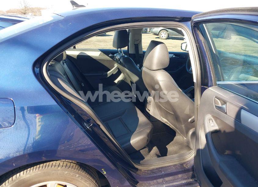 Photo 8 of 2014 Volkswagen Jetta 1.8T SE (VIN 3VWD17AJ3EM336113)