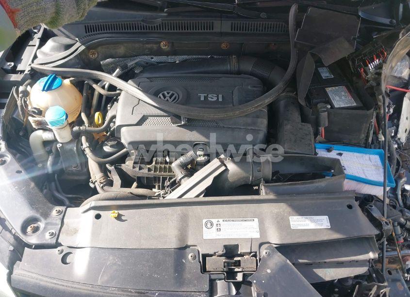 Photo 10 of 2014 Volkswagen Jetta 1.8T SE (VIN 3VWD17AJ3EM359892)