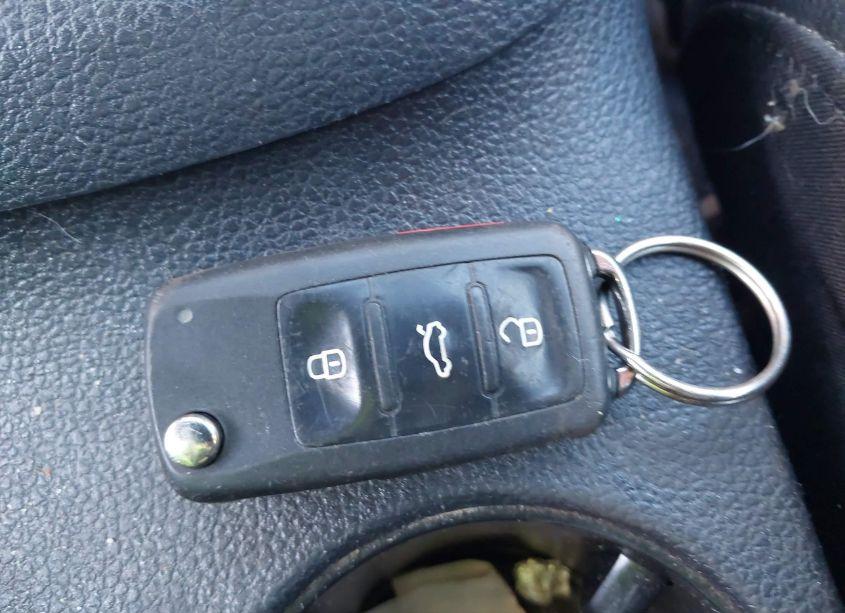 Photo 11 of 2014 Volkswagen Jetta 1.8T SE (VIN 3VWD17AJ3EM387580)