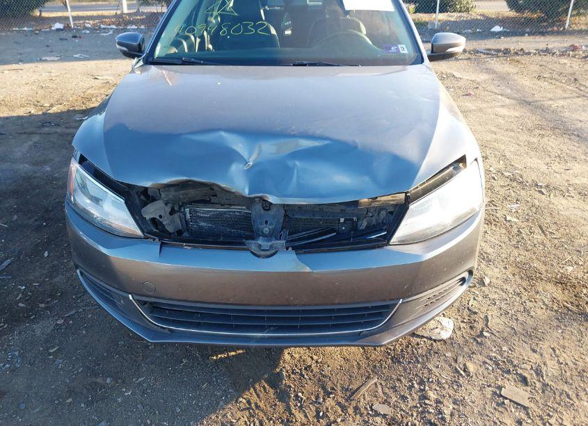 Photo 6 of 2014 Volkswagen Jetta 1.8T SE (VIN 3VWD17AJ3EM387580)