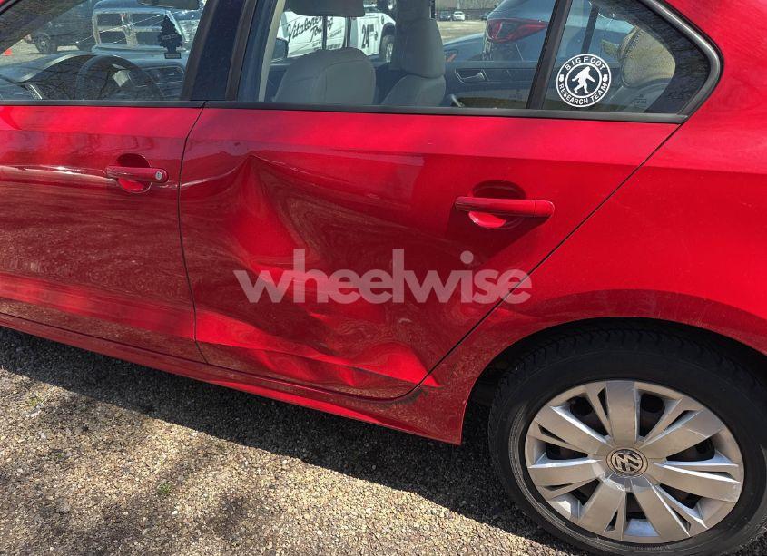 Photo 6 of 2014 Volkswagen Jetta 1.8T SE (VIN 3VWD17AJ3EM396988)