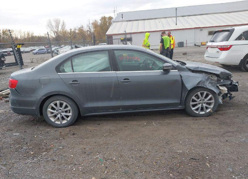 Photo 13 of 2014 Volkswagen Jetta 1.8T SE (VIN 3VWD17AJ3EM401459)