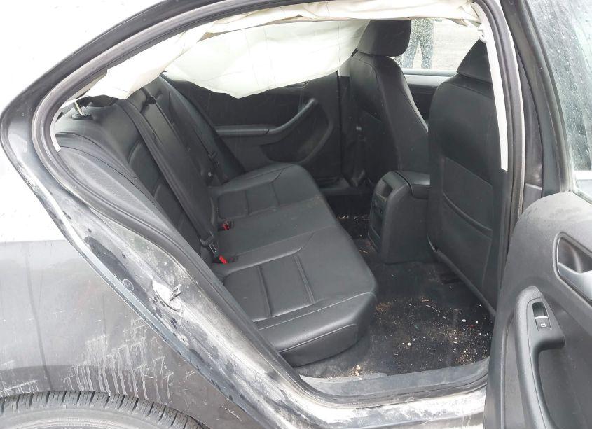 Photo 8 of 2014 Volkswagen Jetta 1.8T SE (VIN 3VWD17AJ3EM401459)