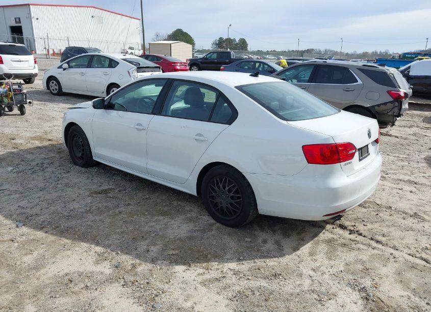 Photo 3 of 2014 Volkswagen Jetta 1.8T SE (VIN 3VWD17AJ3EM417323)