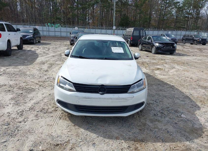 Photo 6 of 2014 Volkswagen Jetta 1.8T SE (VIN 3VWD17AJ3EM417323)