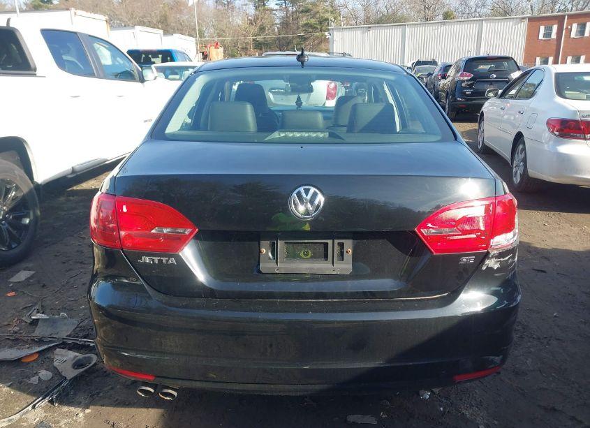 Photo 16 of 2014 Volkswagen Jetta 1.8T SE (VIN 3VWD17AJ3EM443744)