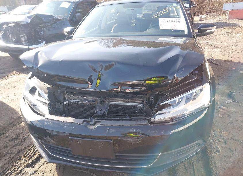 Photo 6 of 2014 Volkswagen Jetta 1.8T SE (VIN 3VWD17AJ3EM443744)