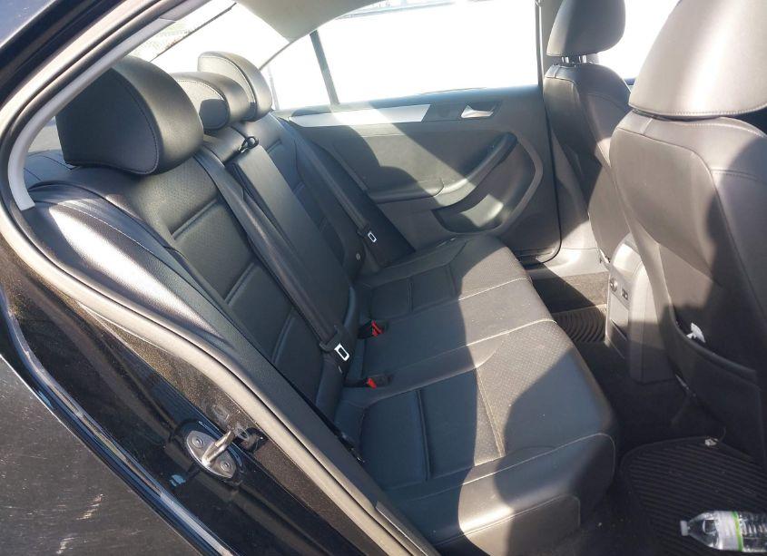 Photo 8 of 2014 Volkswagen Jetta 1.8T SE (VIN 3VWD17AJ3EM443744)