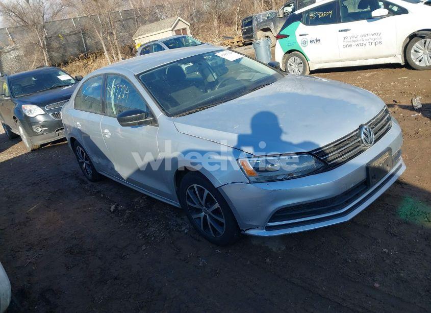 2015 Volkswagen Jetta 1.8T SE (VIN 3VWD17AJ3FM202686) main photo