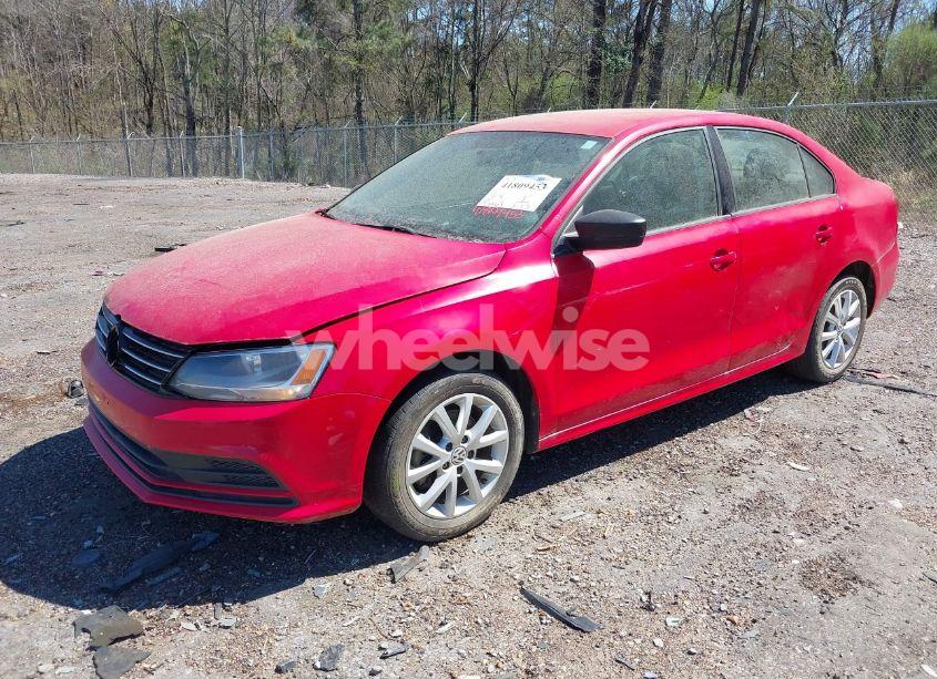 Photo 2 of 2015 Volkswagen Jetta 1.8T SE (VIN 3VWD17AJ3FM239768)