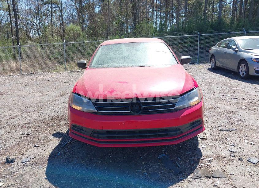 Photo 6 of 2015 Volkswagen Jetta 1.8T SE (VIN 3VWD17AJ3FM239768)