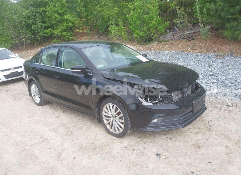 2015 Volkswagen Jetta 1.8T SE (VIN 3VWD17AJ3FM252584) main photo