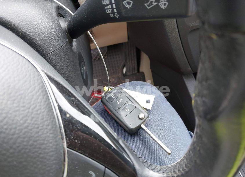 Photo 11 of 2015 Volkswagen Jetta 1.8T SE (VIN 3VWD17AJ3FM252584)