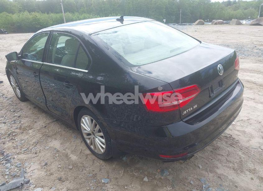 Photo 3 of 2015 Volkswagen Jetta 1.8T SE (VIN 3VWD17AJ3FM252584)