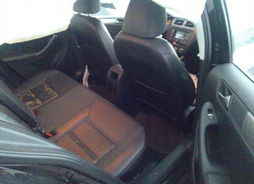 Photo 8 of 2015 Volkswagen Jetta 1.8T SE (VIN 3VWD17AJ3FM255064)