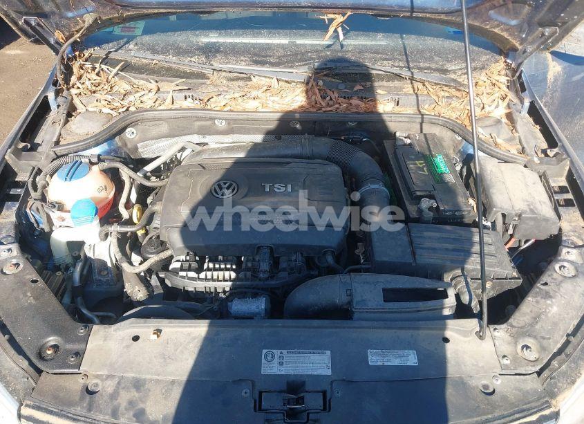 Photo 10 of 2015 Volkswagen Jetta 1.8T SE (VIN 3VWD17AJ3FM307678)