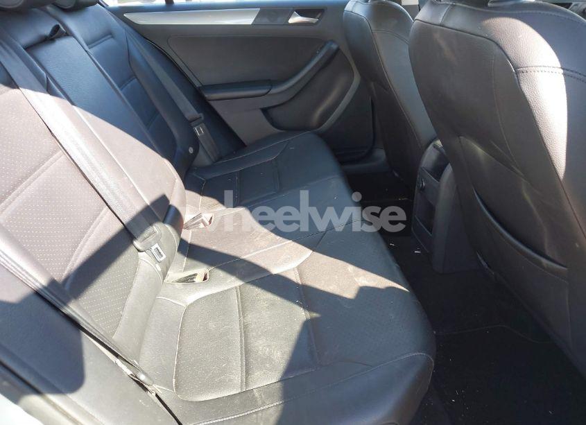 Photo 8 of 2015 Volkswagen Jetta 1.8T SE (VIN 3VWD17AJ3FM310337)