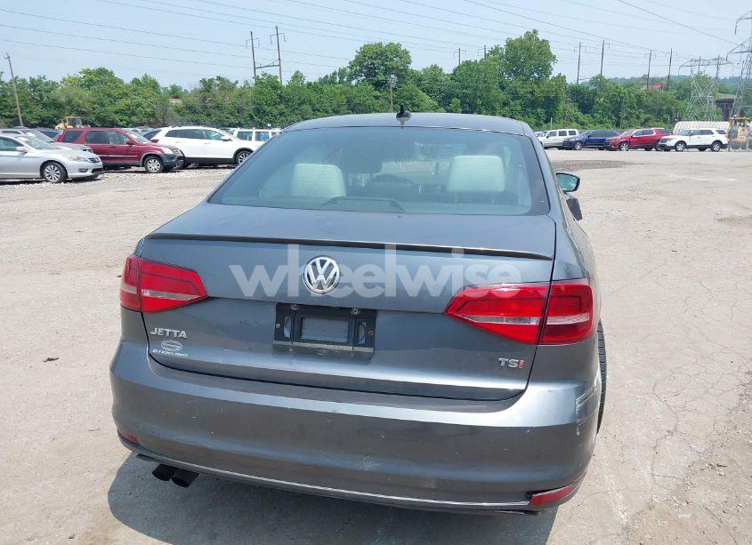 Photo 17 of 2015 Volkswagen Jetta 1.8T SPORT (VIN 3VWD17AJ3FM400653)