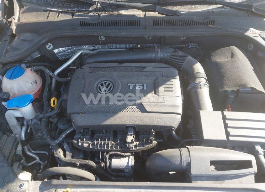 Photo 10 of 2016 Volkswagen Jetta 1.8T SPORT (VIN 3VWD17AJ3GM239593)