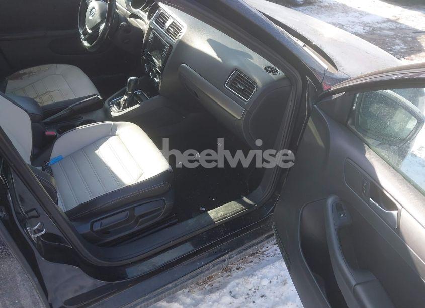 Photo 5 of 2016 Volkswagen Jetta 1.8T SPORT (VIN 3VWD17AJ3GM239593)