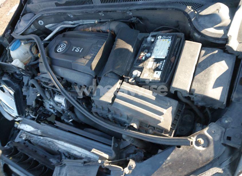 Photo 10 of 2016 Volkswagen Jetta 1.8T SPORT (VIN 3VWD17AJ3GM260282)