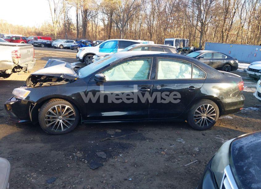 Photo 14 of 2016 Volkswagen Jetta 1.8T SPORT (VIN 3VWD17AJ3GM260282)